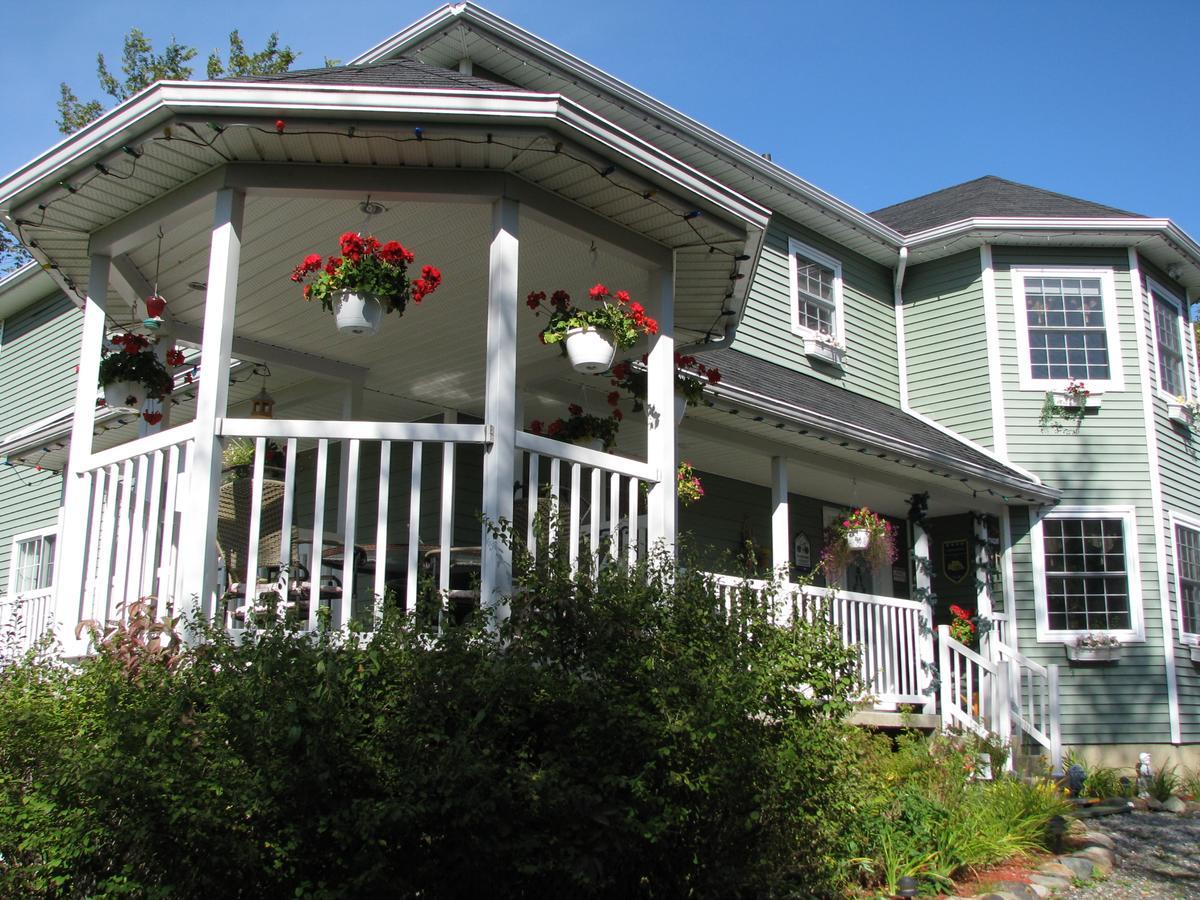 Arkadia Eastman B&B Extérieur photo