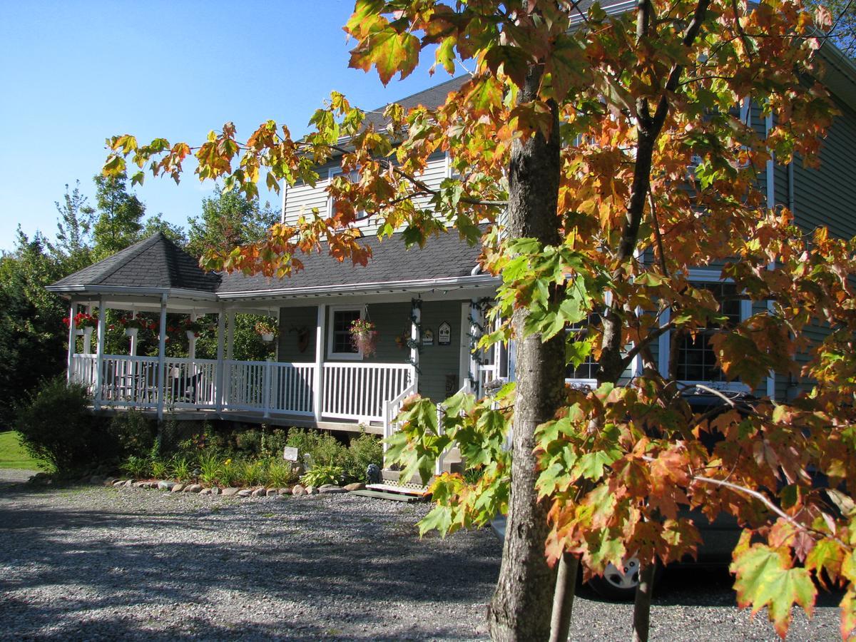 Arkadia Eastman B&B Extérieur photo