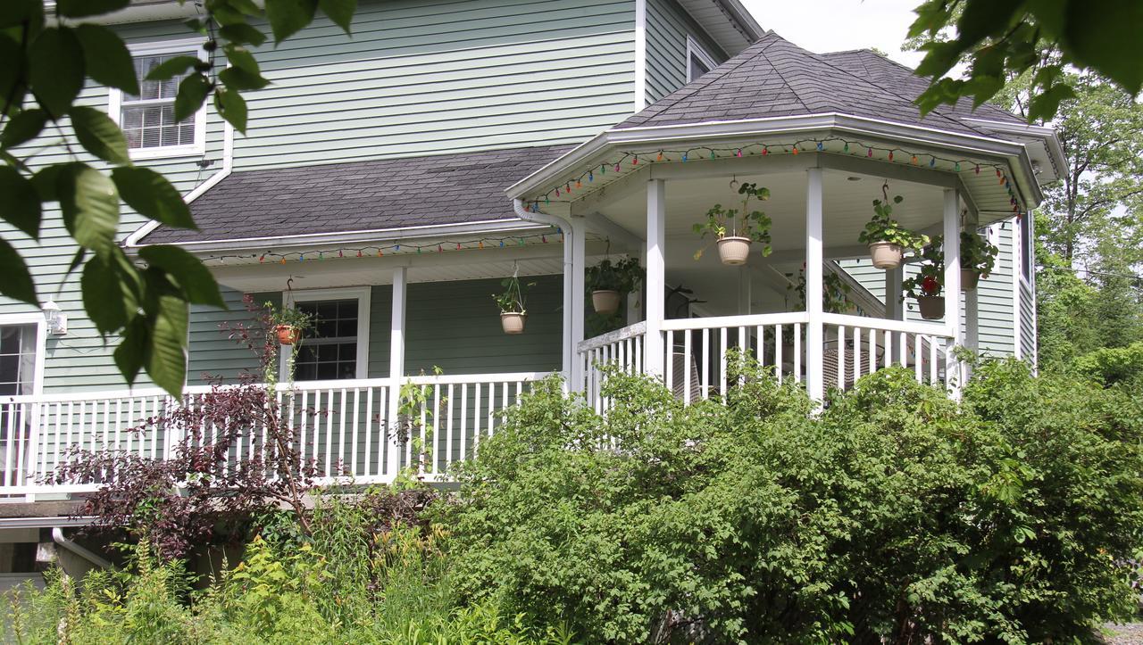 Arkadia Eastman B&B Extérieur photo