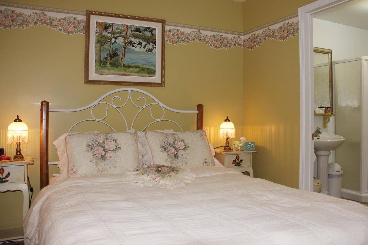 Arkadia Eastman B&B Extérieur photo